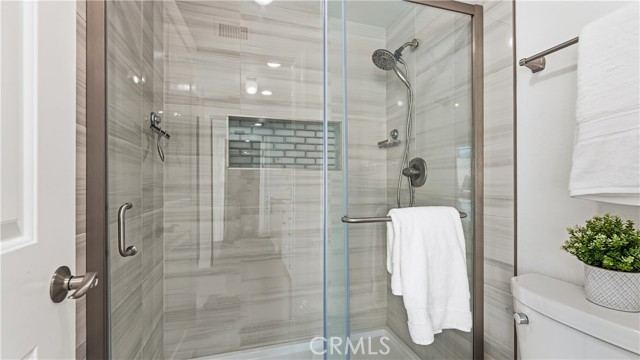 Detail Gallery Image 43 of 53 For 2430 Greensward St, Simi Valley,  CA 93065 - 4 Beds | 2 Baths