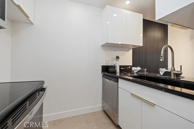 Detail Gallery Image 20 of 34 For 320 S Ardmore #233,  Los Angeles,  CA 90020 - 1 Beds | 1 Baths