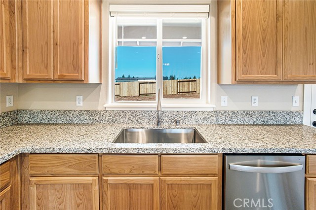 Detail Gallery Image 12 of 36 For 5559 Angel Dr, Paradise,  CA 95969 - 2 Beds | 2 Baths