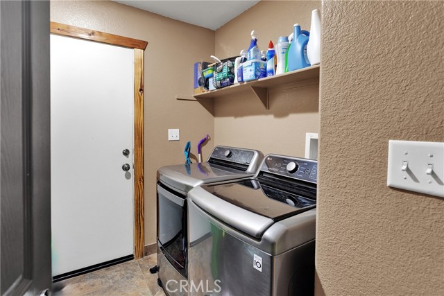 Detail Gallery Image 19 of 28 For 13190 Dos Palmas Rd, Victorville,  CA 92392 - 3 Beds | 2 Baths