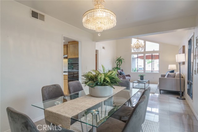 Detail Gallery Image 5 of 42 For 17022 Condon Ave, Lawndale,  CA 90260 - 4 Beds | 2/1 Baths