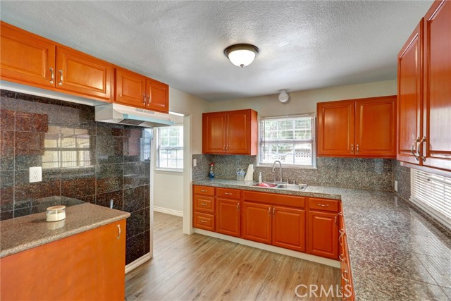 2804 Serrano Road, San Bernardino CA: https://media.crmls.org/medias/aa0efd6e-4b97-4203-be98-761509ee154d.jpg