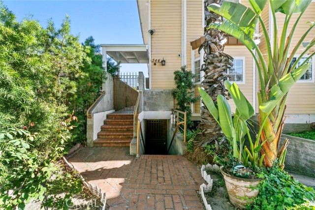 Detail Gallery Image 3 of 54 For Address Is Not Disclosed,  Glendale,  CA 91203 - 3 Beds | 3 Baths