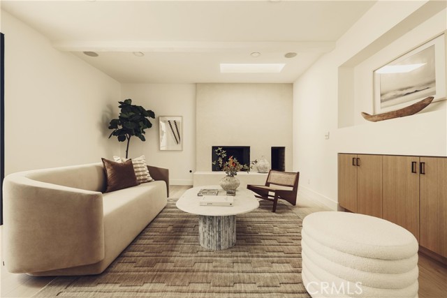 4195 Alonzo Avenue, Encino CA: https://media.crmls.org/medias/aa0f5b64-9a2c-4ee1-a444-290e2e15d9da.jpg