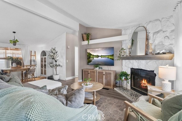 Detail Gallery Image 12 of 30 For 1721 E Colton Ave #103,  Redlands,  CA 92374 - 3 Beds | 2 Baths