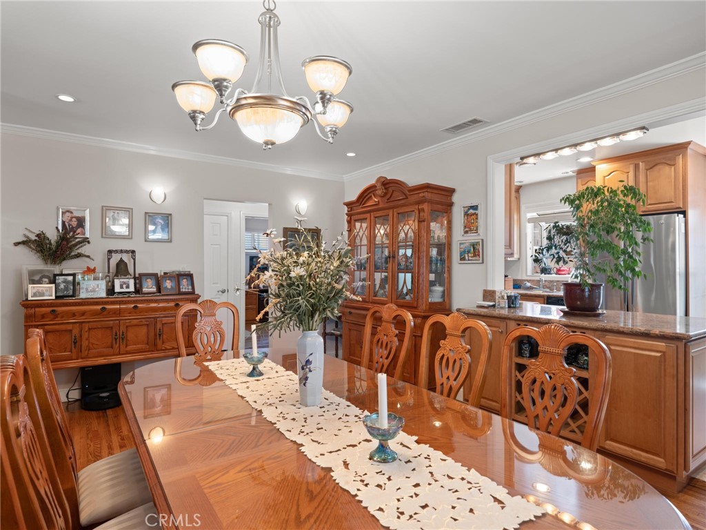 MLS #SB25185366 img 12