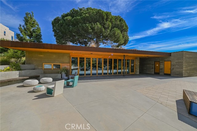 727 Beacon, Irvine CA: https://media.crmls.org/medias/aa12e066-7626-4331-9798-6d2759870411.jpg