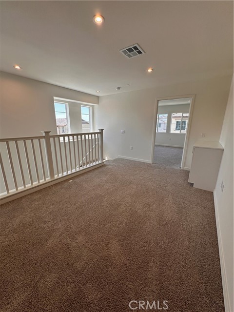Detail Gallery Image 15 of 36 For 16042 Esparza Ln, Fontana,  CA 92336 - 4 Beds | 2/1 Baths