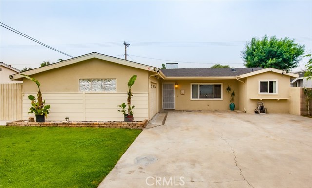 435 W 49th St, San Bernardino, CA 92407