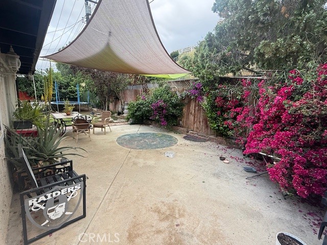 Detail Gallery Image 10 of 26 For 27135 Cabrera, Saugus,  CA 91350 - 4 Beds | 2 Baths