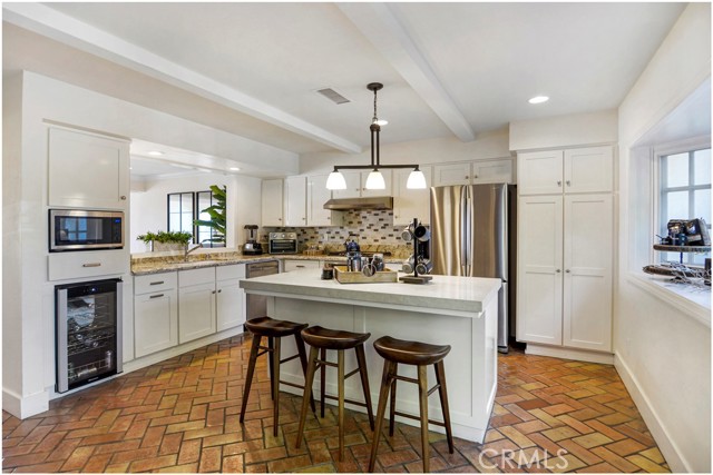 Detail Gallery Image 16 of 37 For 23281 Pompeii Dr, Dana Point,  CA 92629 - 3 Beds | 2/1 Baths