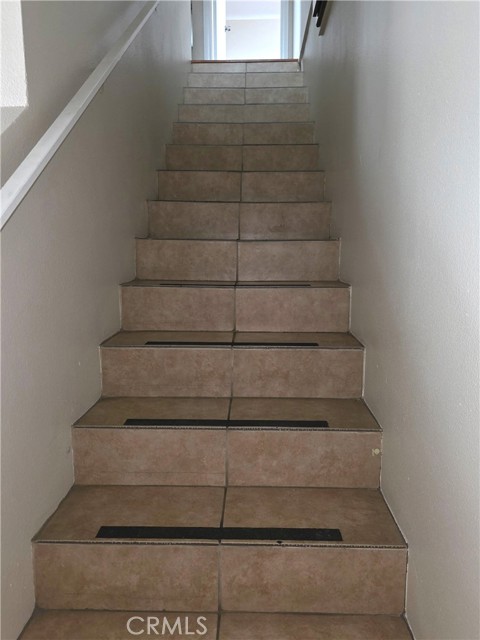 123 E Gage Avenue, Los Angeles CA: https://media.crmls.org/medias/aa15c27f-f61b-45a1-8436-c540b8e98888.jpg