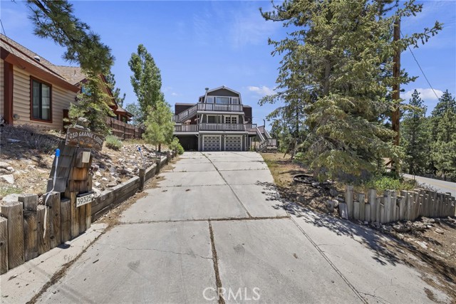 39325 Lodge Road, Fawnskin CA: https://media.crmls.org/medias/aa15d184-a71b-4f77-a0cd-951d0f13eada.jpg