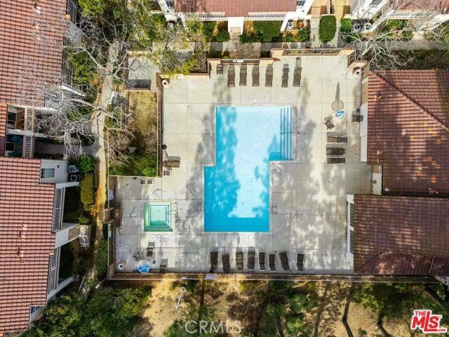 5805 Oak Bend Lane, Oak Park CA: https://media.crmls.org/medias/aa17c709-9fc7-4798-aeb0-70b28c0f78ef.jpg