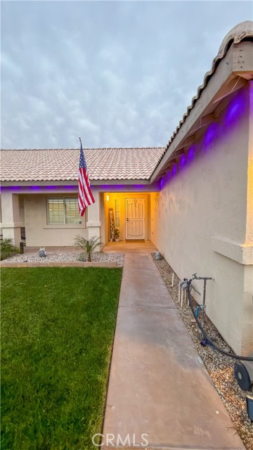 Detail Gallery Image 3 of 64 For 212 Whispering Winds, Blythe,  CA 92225 - 3 Beds | 2 Baths