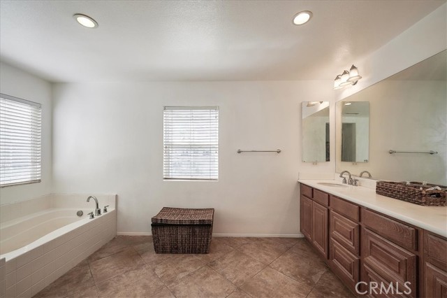 Detail Gallery Image 38 of 49 For 3525 Elker Rd, Corona,  CA 92882 - 4 Beds | 3/1 Baths