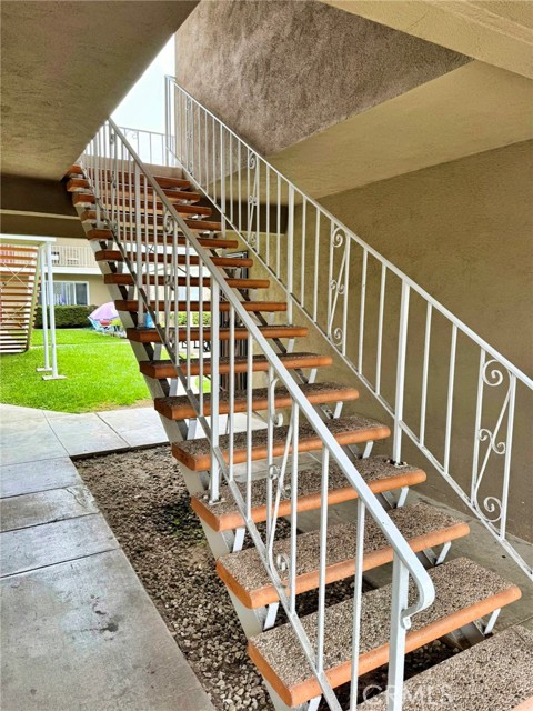 508 Huntington Street, Huntington Beach CA: https://media.crmls.org/medias/aa186711-11d9-4802-b8b2-ae7b8a80cab1.jpg