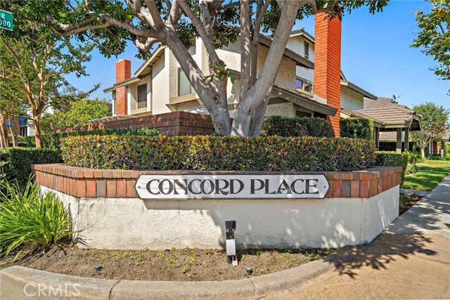 18108 Hearth Drive, Fountain Valley CA: https://media.crmls.org/medias/aa18c5ff-7bb2-419b-b83e-eead600ef4ae.jpg