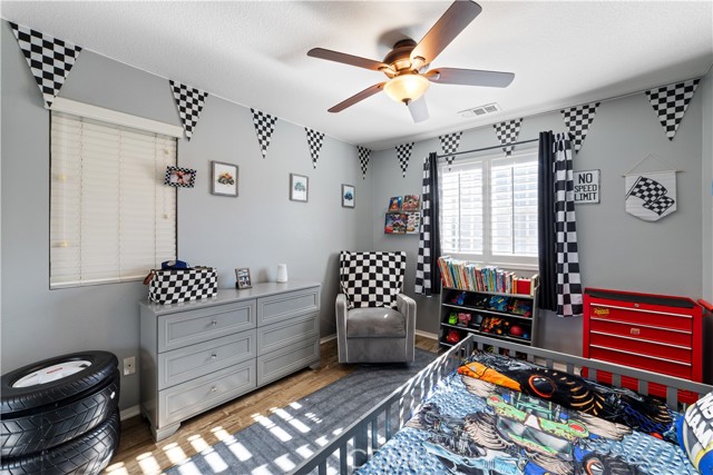 Detail Gallery Image 19 of 39 For 864 Calaveras, Corona,  CA 92878 - 3 Beds | 2/1 Baths