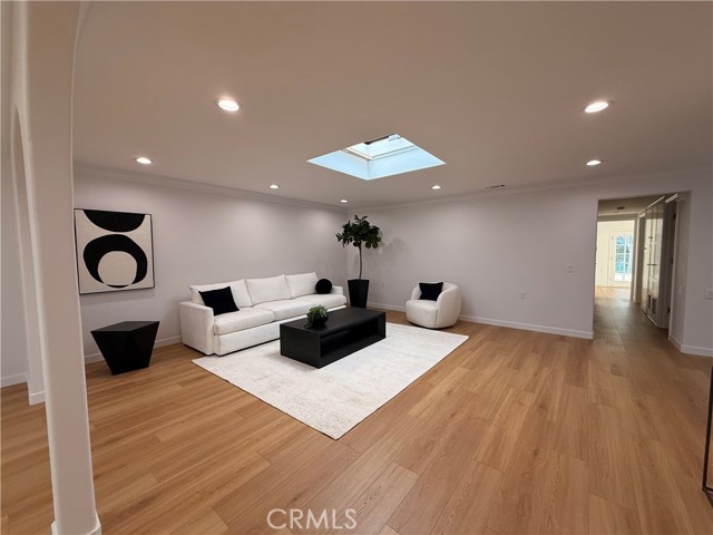 Detail Gallery Image 6 of 39 For 1921 Saint John Rd 35c,  Seal Beach,  CA 90740 - 2 Beds | 2/1 Baths