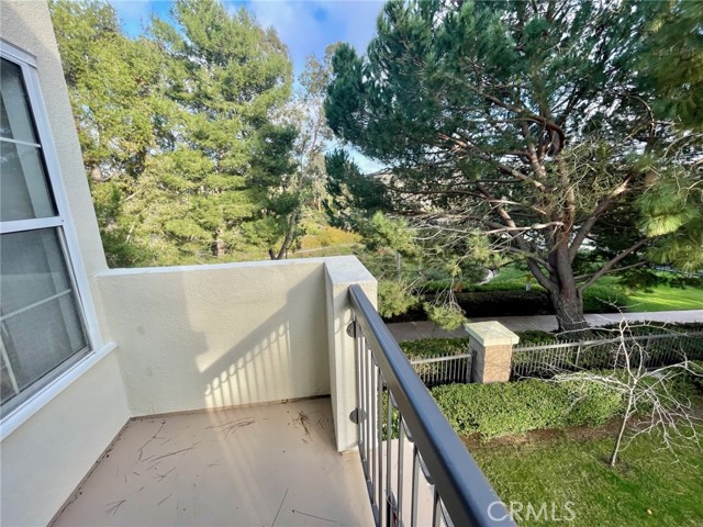 37 Bretagne, Newport Coast CA: https://media.crmls.org/medias/aa19daff-ce3b-4f43-b863-aa8a0a7599db.jpg