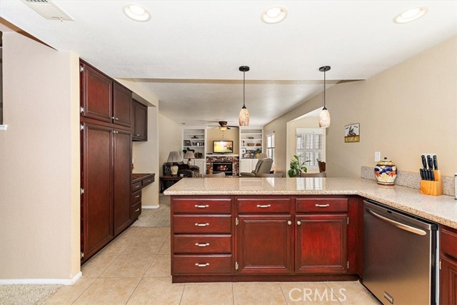 718 Cherry St, Corona CA: https://media.crmls.org/medias/aa1a05c4-5d64-4460-b14e-93887a36ba11.jpg