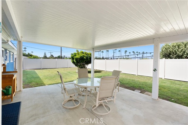 Detail Gallery Image 23 of 33 For 18361 Delaware St, Huntington Beach,  CA 92648 - 4 Beds | 2 Baths