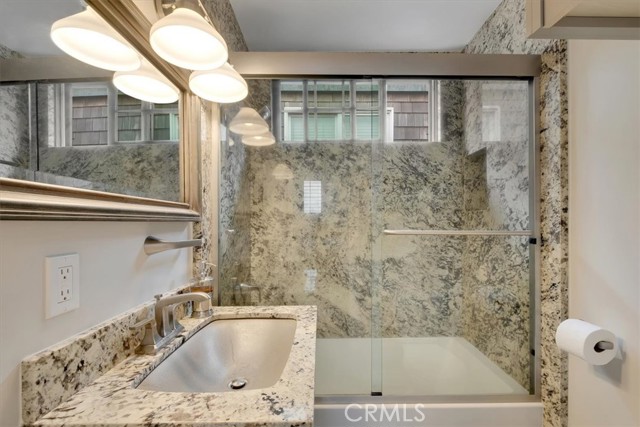 Detail Gallery Image 27 of 31 For 2808 W Oceanfront, Newport Beach,  CA 92663 - 4 Beds | 4 Baths