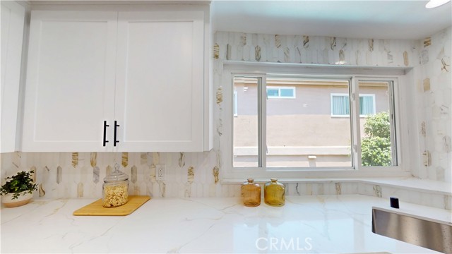 1354 Shadow Lane, Fullerton CA: https://media.crmls.org/medias/aa1cc745-d1ca-49cc-a60c-7606cb4d4eb3.jpg
