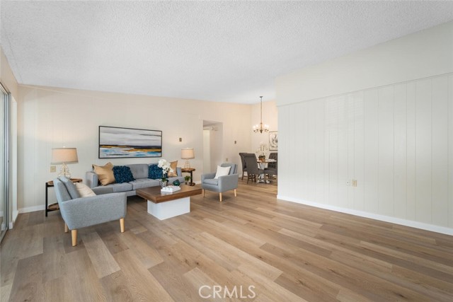 1930 St John Road, Seal Beach CA: https://media.crmls.org/medias/aa1d49e1-0d1d-45e8-8971-9fed0ed30477.jpg