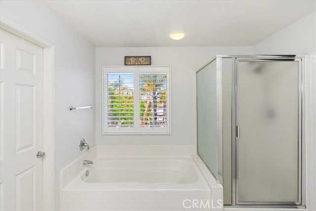 8433 Lindenhurst Street, Riverside CA: https://media.crmls.org/medias/aa1ed548-5da2-44ef-b7bc-e3480491cb35.jpg