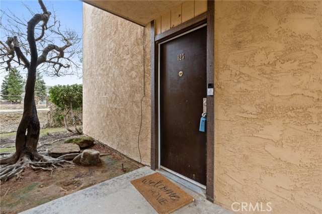 Detail Gallery Image 3 of 21 For 1550 W Ashlan #125,  Fresno,  CA 93705 - 1 Beds | 1 Baths