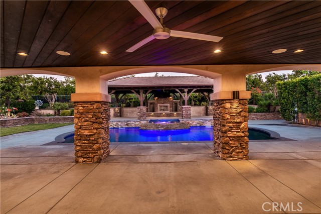 Image 38 of 75 For 8075 Terraza Court