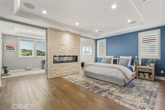 Detail Gallery Image 15 of 49 For 11937 Ancona Way, Porter Ranch,  CA 91326 - 6 Beds | 5/1 Baths