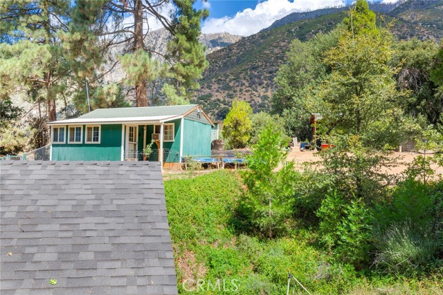 Image 16 of 66 For 39065 Oak Glen Road