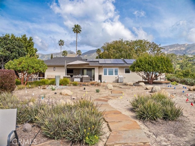 3744 Foothill Road, Santa Barbara CA: https://media.crmls.org/medias/aa206225-e9ca-4d50-a168-5bbaaa666eb7.jpg