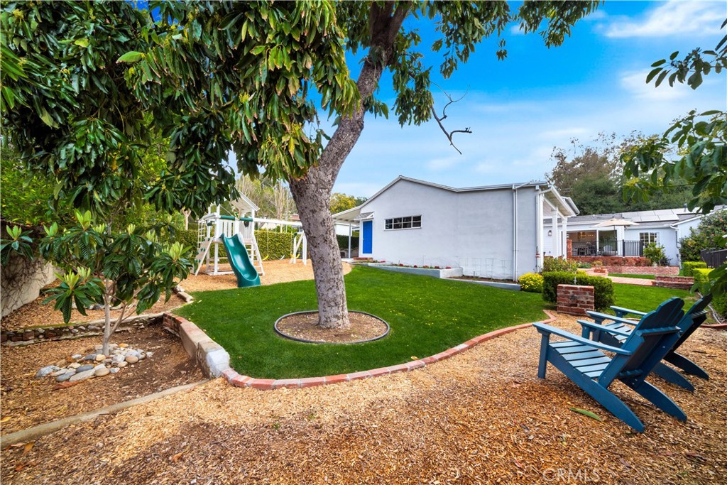 375 Berkshire Avenue La Canada Flintridge img 37