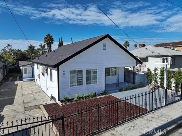 Front Image Thumbnail for CRMB25262877