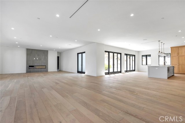 26474 Ranch Creek Road, Canyon Country CA: https://media.crmls.org/medias/aa231d8e-754d-445f-b8d2-8973926f8d46.jpg