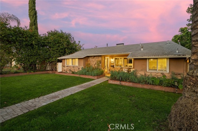 Detail Gallery Image 28 of 39 For 5208 Woodman, Sherman Oaks,  CA 91401 - 4 Beds | 3 Baths