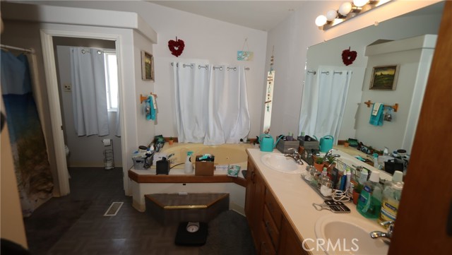 Detail Gallery Image 62 of 71 For 13110 Everglade Bld, Clearlake Oaks,  CA 95423 - 4 Beds | 3/1 Baths