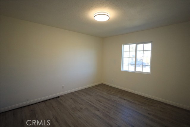 Detail Gallery Image 6 of 14 For 1283 Essex, Pomona,  CA 91767 - 4 Beds | 2 Baths