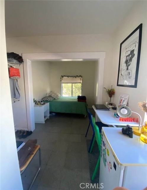 356 Gless Street, Los Angeles CA: https://media.crmls.org/medias/aa25e849-c436-4325-8258-ce5f9ca36455.jpg