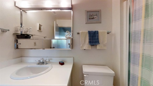 Image 16 for 1100 Amado RD #13A2
