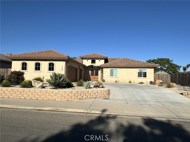 4654 Hummel Drive, Santa Maria CA: https://media.crmls.org/medias/aa260a2b-45c9-40e6-b5e3-d7da48c09516.jpg
