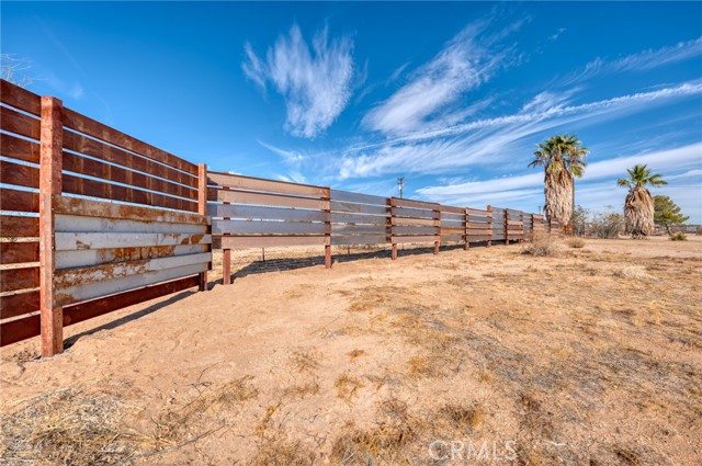 Detail Gallery Image 69 of 74 For 2953 Border Ave, Joshua Tree,  CA 92252 - 3 Beds | 2 Baths