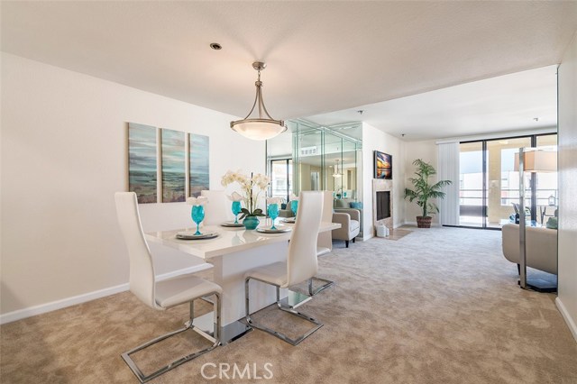 520 The Village, Redondo Beach, California 90277, 2 Bedrooms Bedrooms, ,2 BathroomsBathrooms,Residential,Sold,The Village,SB17117479