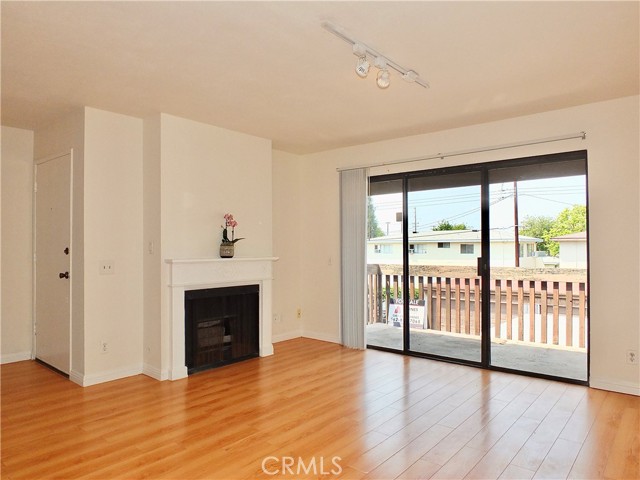Image 3 for 8561 Meadow Brook Ave #206, Garden Grove, CA 92844