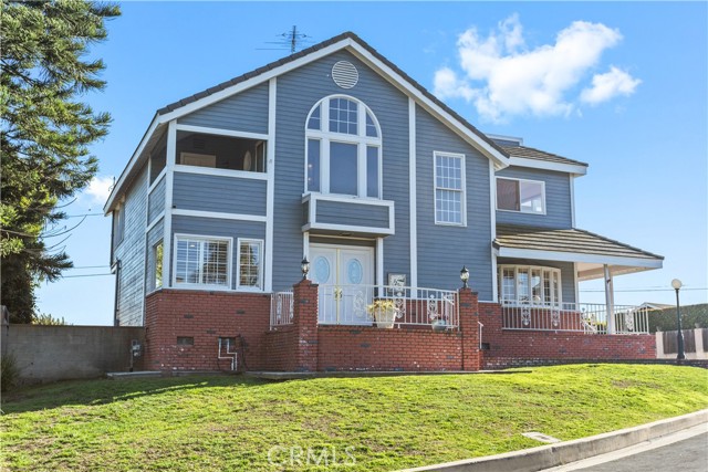 Beautiful Victorian situated high above street level