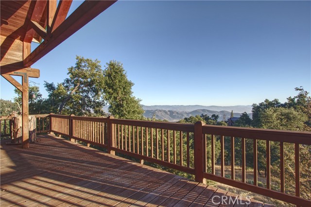 Detail Gallery Image 5 of 28 For 26840 Medicine Bow Ct, Tehachapi,  CA 93561 - 3 Beds | 3 Baths